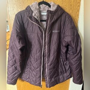Columbia Women's Puffer Jacket - Dark Purple